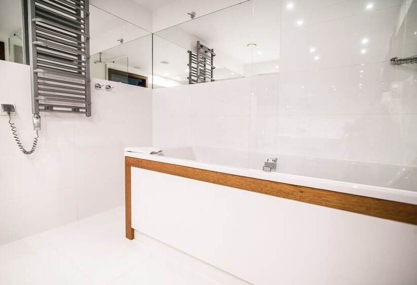 Апартаменты 2 Спальни Вид на Море, Marine Hotel By Zdrojowa