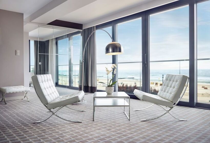 Апартаменты 2 Спальни Вид на Море, Marine Hotel By Zdrojowa