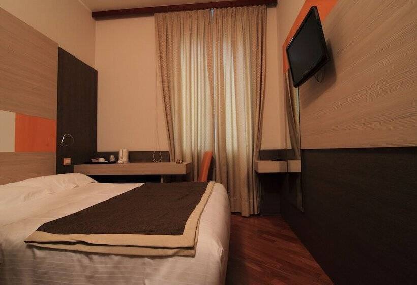 标准单人间, Metro