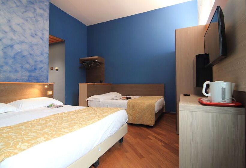 标准三人间, Metro