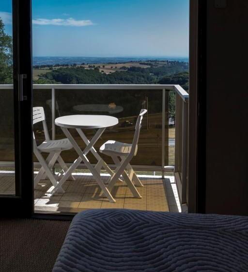 Семейный Номер, Authentic By Balladins – Rodez / Le Ségala