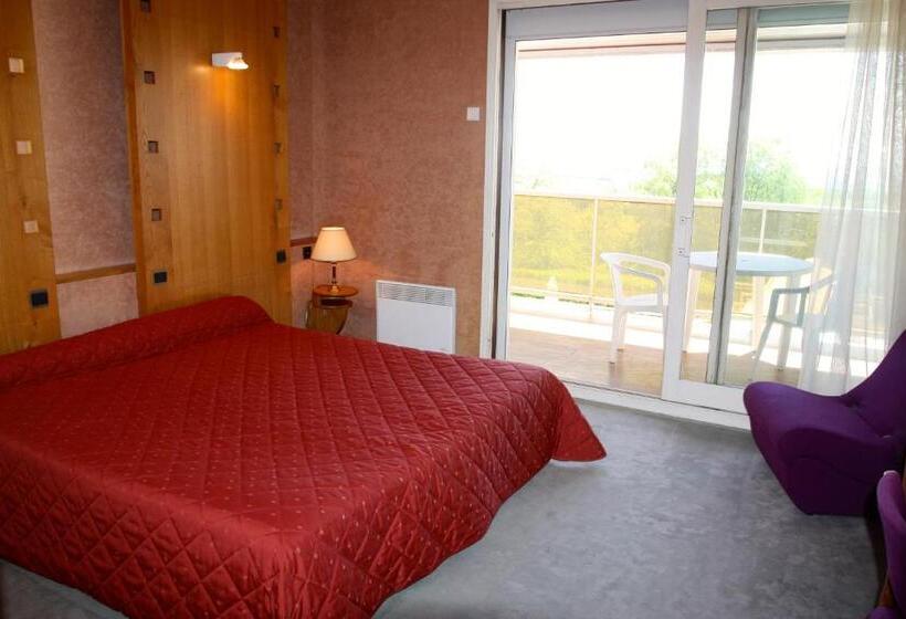 Номер Стандарт, Authentic By Balladins – Rodez / Le Ségala