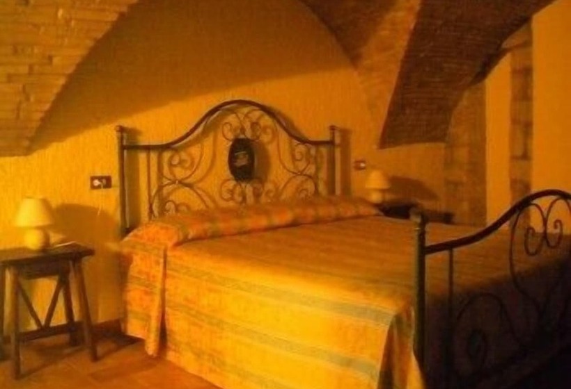 اتاق استاندارد یک نفره, San Giacomo