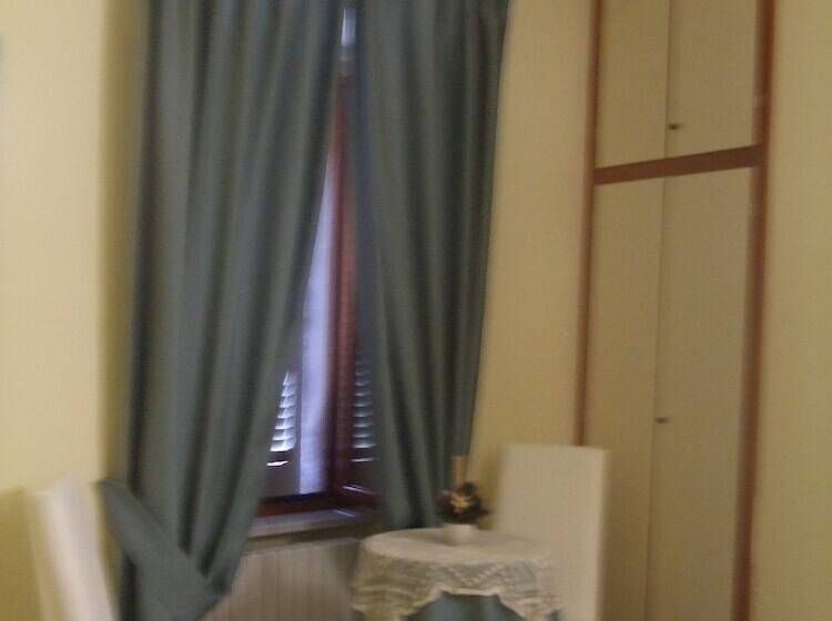 اتاق استاندارد, San Giacomo