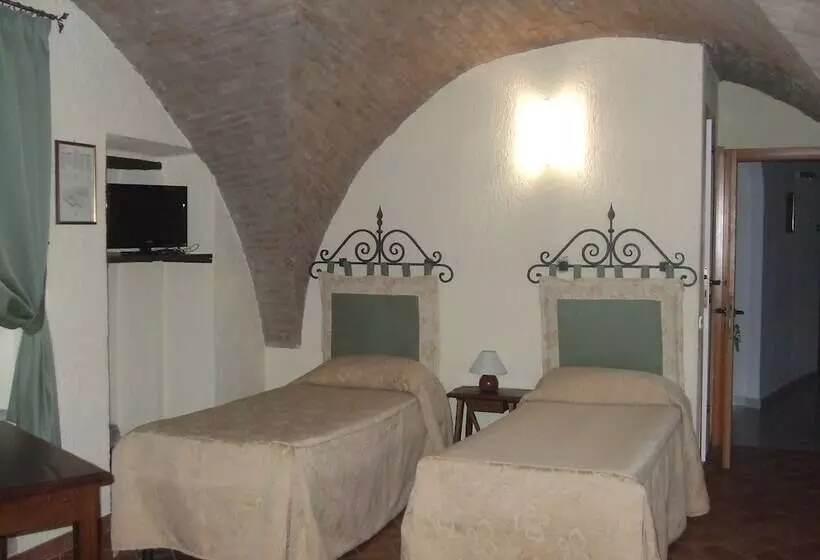 اتاق استاندارد چهار تخته, San Giacomo