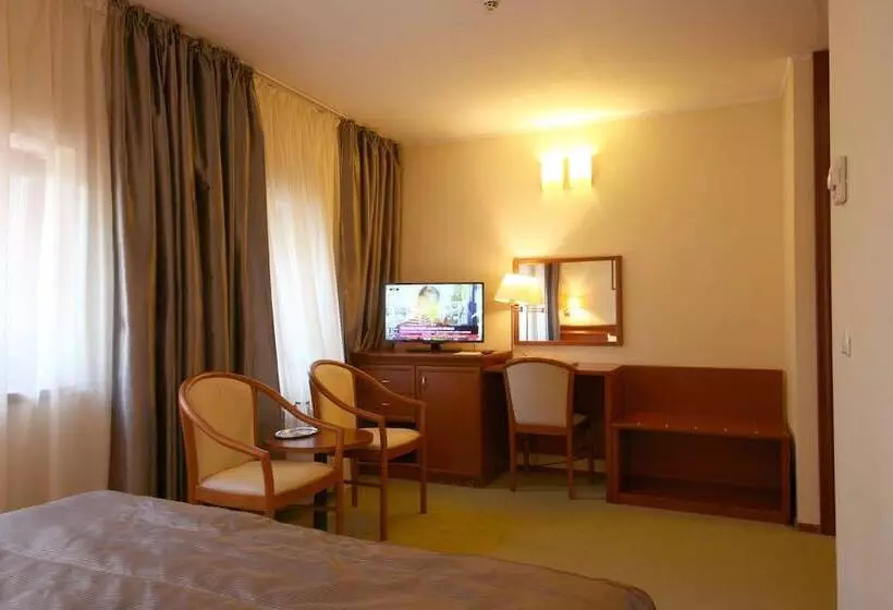 Standard-huone, Savoy