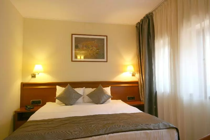 Standard-huone, Savoy