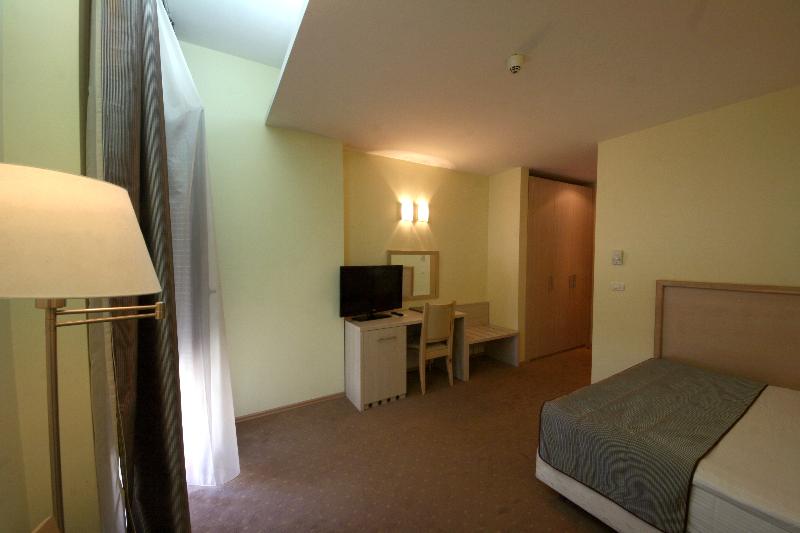 Номер Стандарт Индивидуальный, Savoy