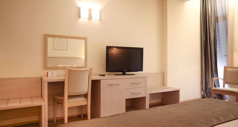 Номер Стандарт, Savoy