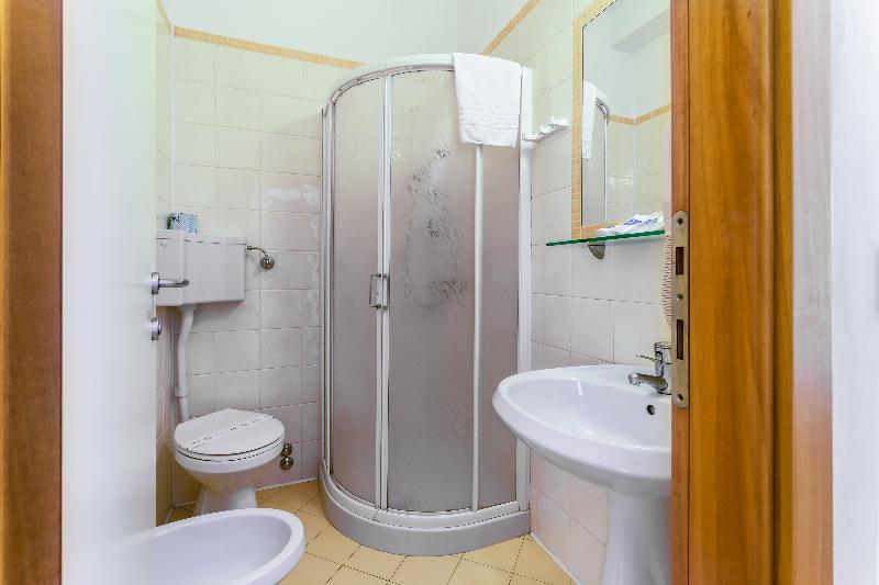 四人标准间, Stresa