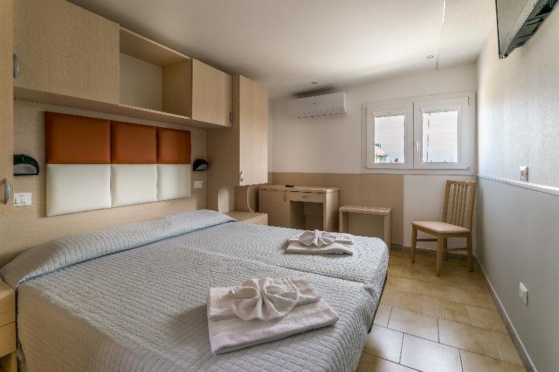 Номер Стандарт, Stresa