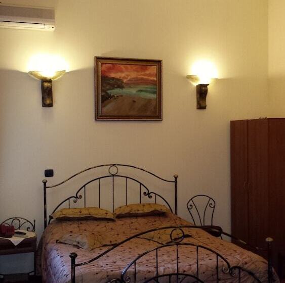 Üç Kişilik Standart Oda, Voila Inn