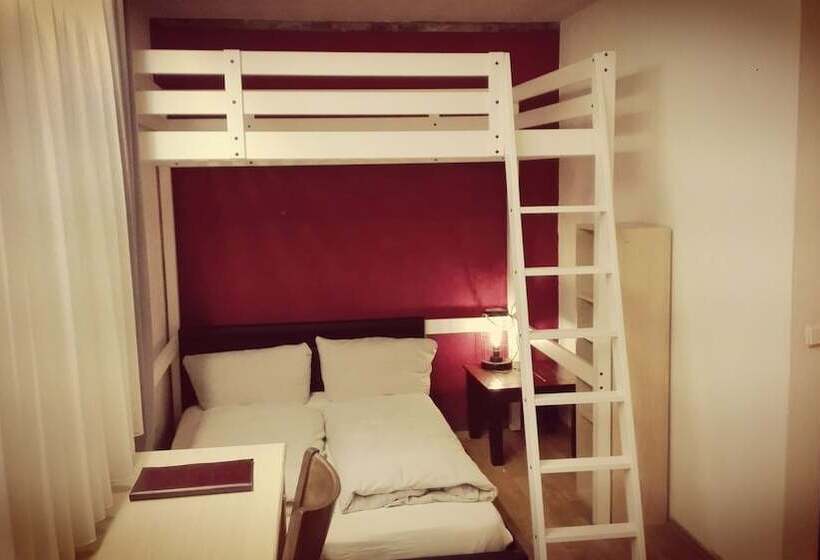 家庭间, Landhotel Am Schloss