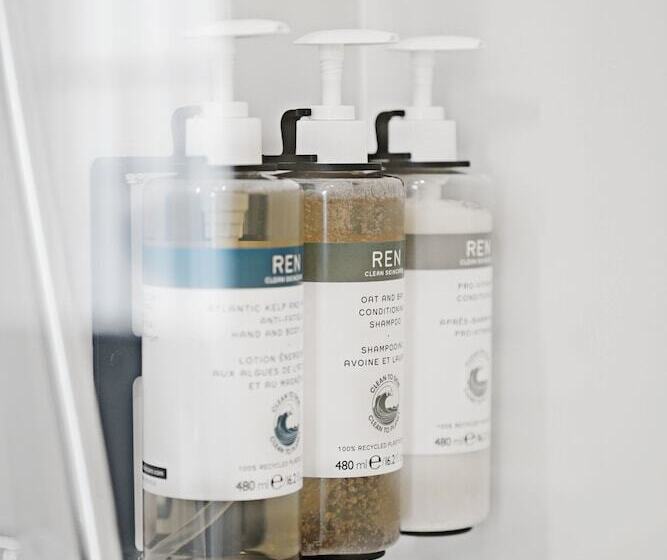 اتاق استاندارد, Numa I Script