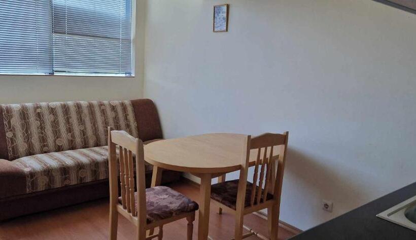 海の見えるスタンダードスタジオ, Rainbow 1 Holiday Complex