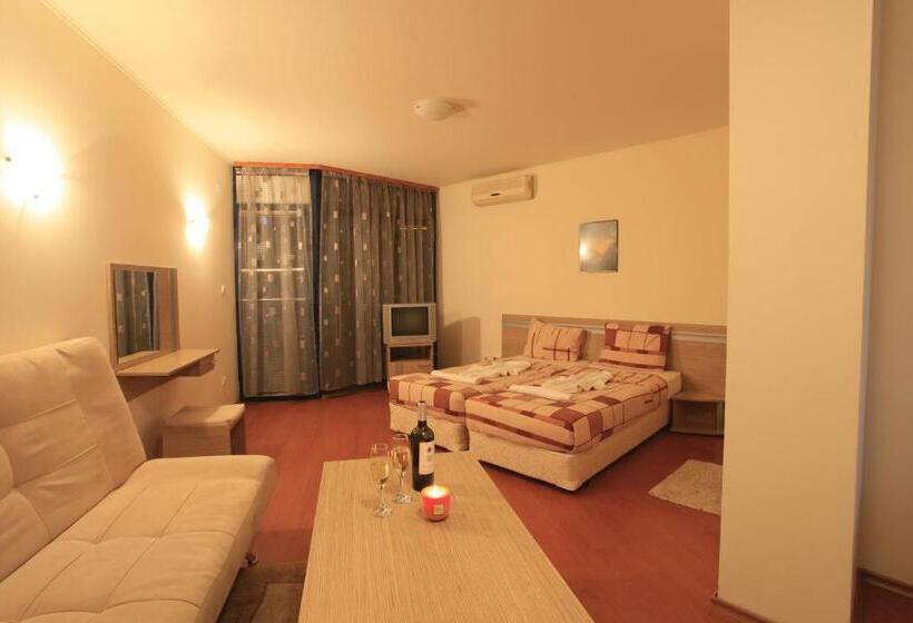 スタンダードスタジオ, Rainbow 1 Holiday Complex