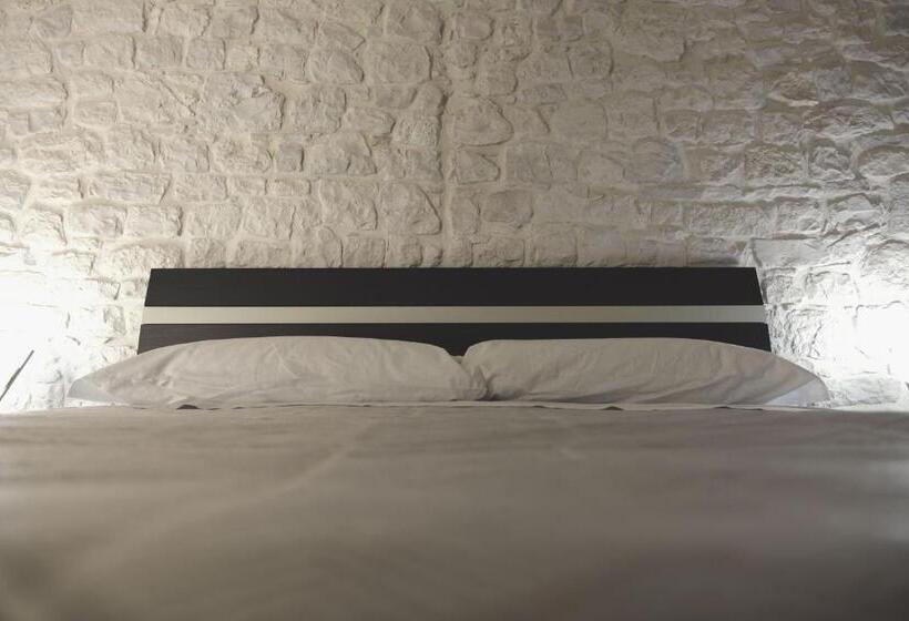 Номер Стандарт, Divale