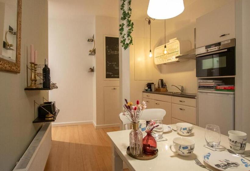 豪华工作室, Lekkerwegbijleeuwen, 1 Minuut Naar Hartje Centrum