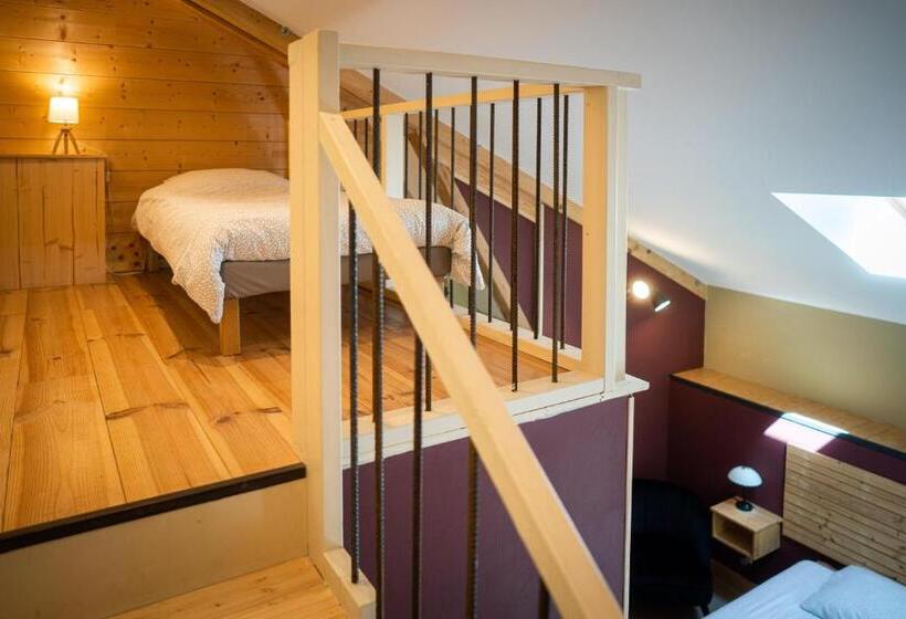 Трехместный Номер Стандарт Вид на Сад, Les Balcons De La Terrasse