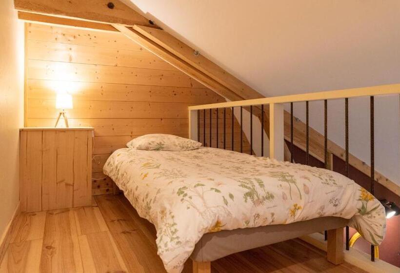 Трехместный Номер Стандарт Вид на Сад, Les Balcons De La Terrasse