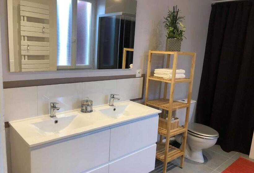 スタンダードルーム, Les Hirondelles