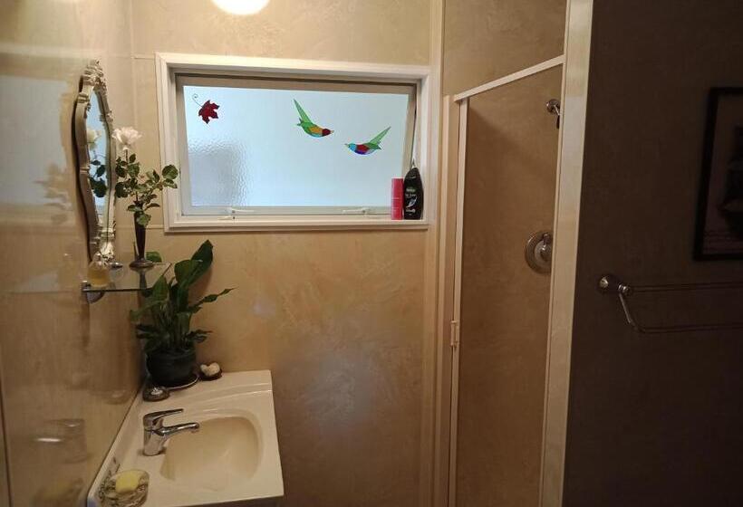 اتاق لوکس, Moana View