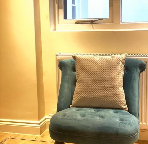 شقة غرفة نوم واحدة بالطابق الأرضى, Gloucester Place   Baker Street