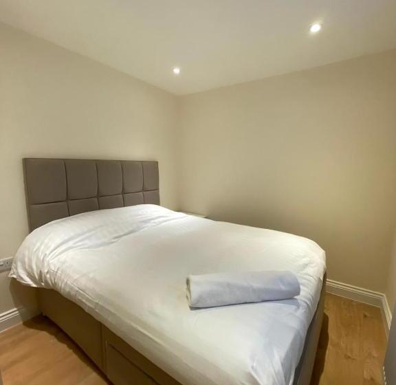 شقة غرفة نوم واحدة بالطابق الأرضى, Gloucester Place   Baker Street