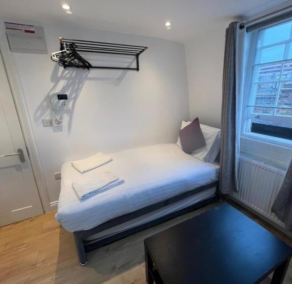 غرفة إقتصادية, Gloucester Place   Baker Street