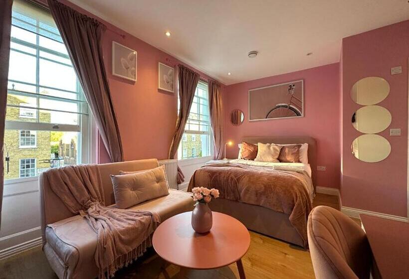 إستوديو ديلوكس, Gloucester Place   Baker Street