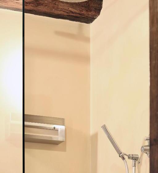 חדר דחוקס עם מיטת קינג, Castello Di Viano