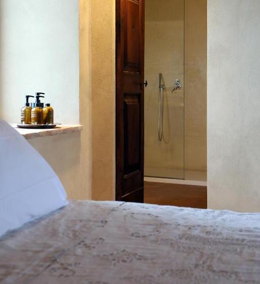 סוויטה דלוקס, Castello Di Viano