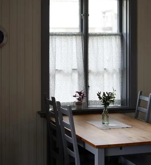 コンフォートトリプルルーム, Lydde Gård