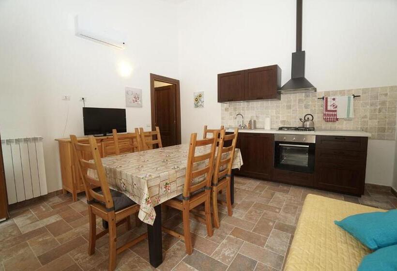 1间卧室的房子, Punta Dei Lecci