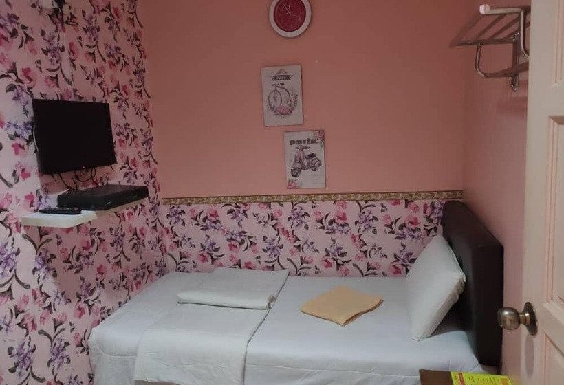 标准间, Sri Bahau