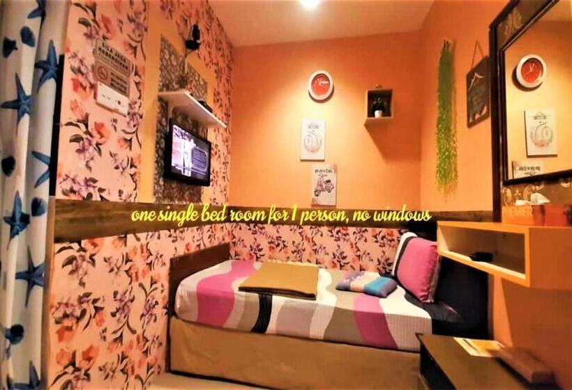 标准单人间, Sri Bahau