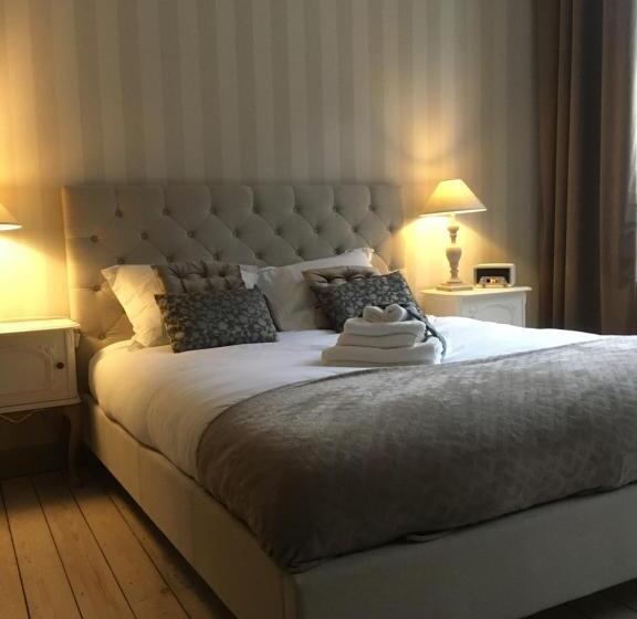 スリーベッドルーム ヴィラ, La Meusâme