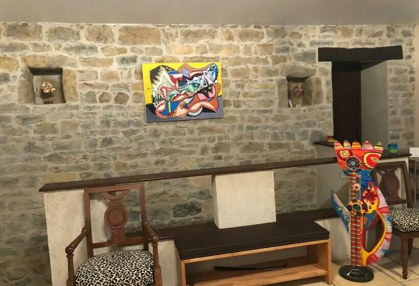 ２ベッドスイートルーム, Au Lavoir Du Serein La Billaude Et La Langouette