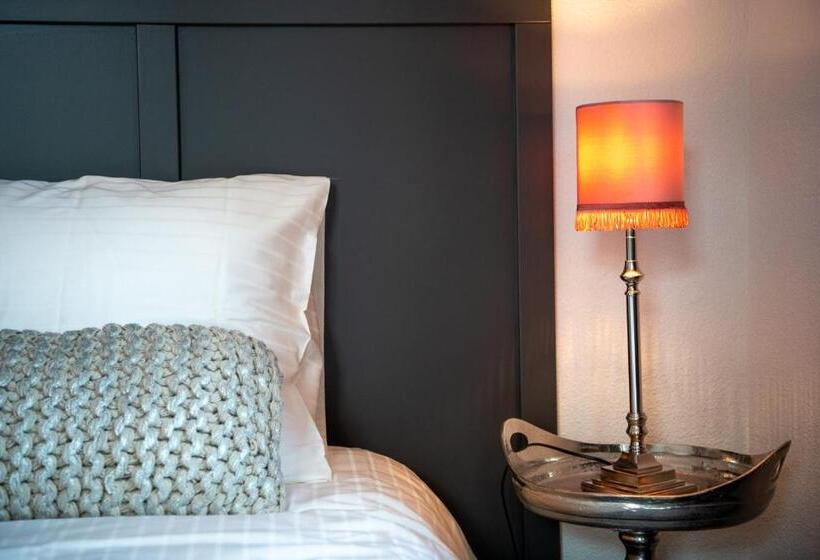 اتاق لوکس با بالکن, Bnb Prins Hendrik Venlo