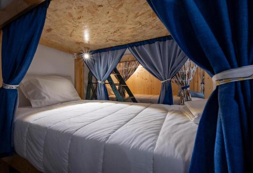 سرير فى غرفة مشتركه, Hostel O Torneiro