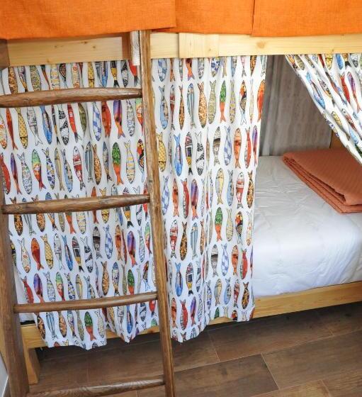 سرير فى غرفة مشتركه, Hostel O Torneiro