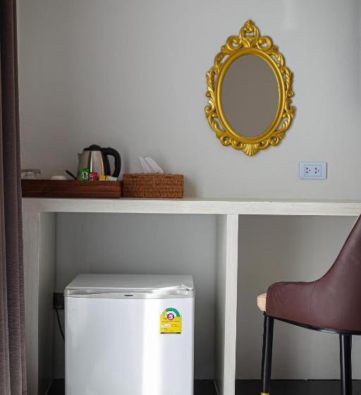 デラックスルーム, Worachat Boutique