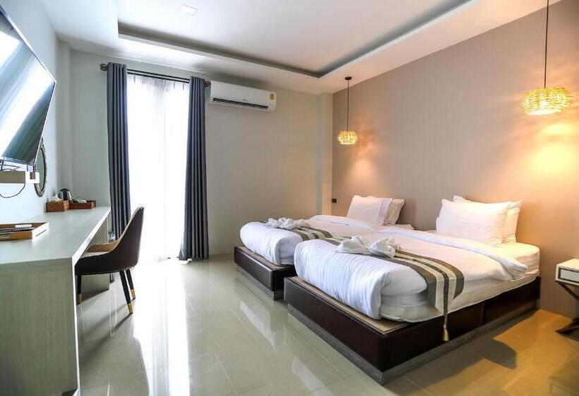 デラックスルーム, Worachat Boutique