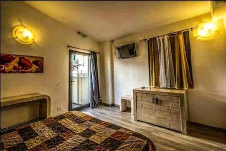 اتاق لوکس سه تخته, Locanda Sapori