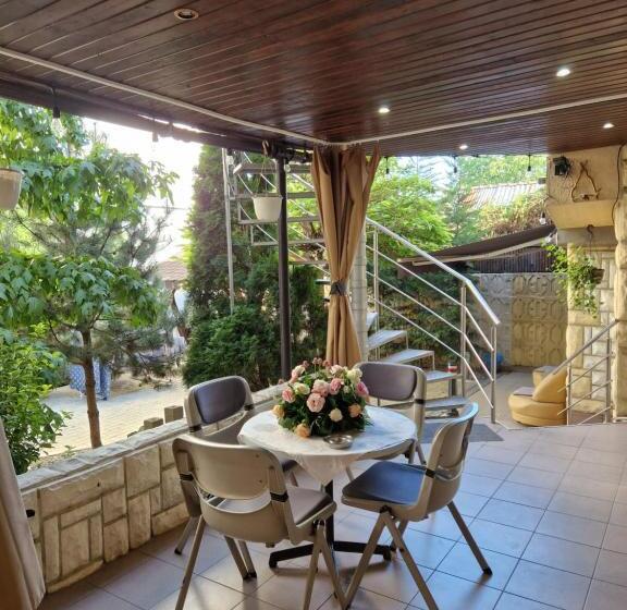 Номер Стандарт, Vila Sara