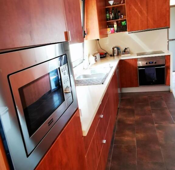 سوییت, Casa Compartida Weyler