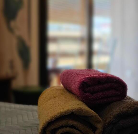 اتاق استاندارد با سرویس بهداشتی مشترک, Casa Compartida Weyler