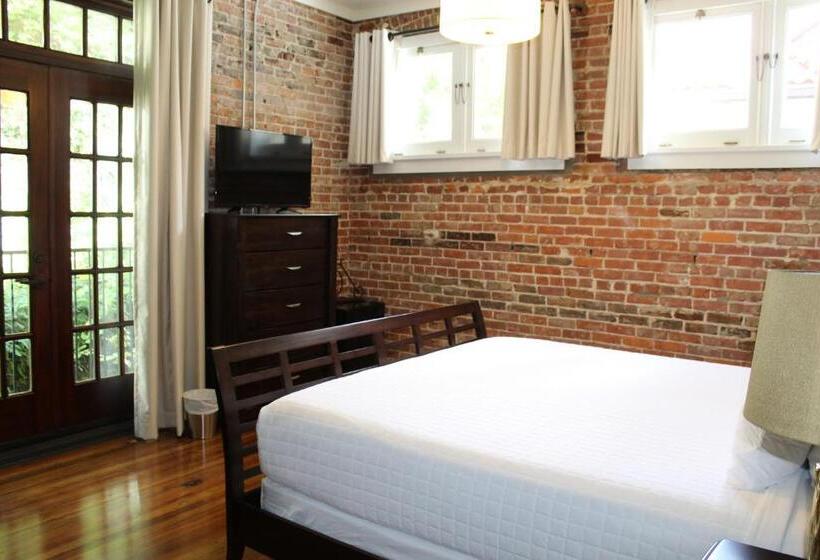 اتاق استاندارد با تخت بزرگ, Hale