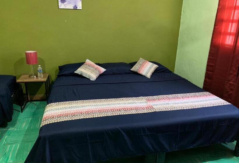 Habitación Cuádruple Estándar, Casa Alegria