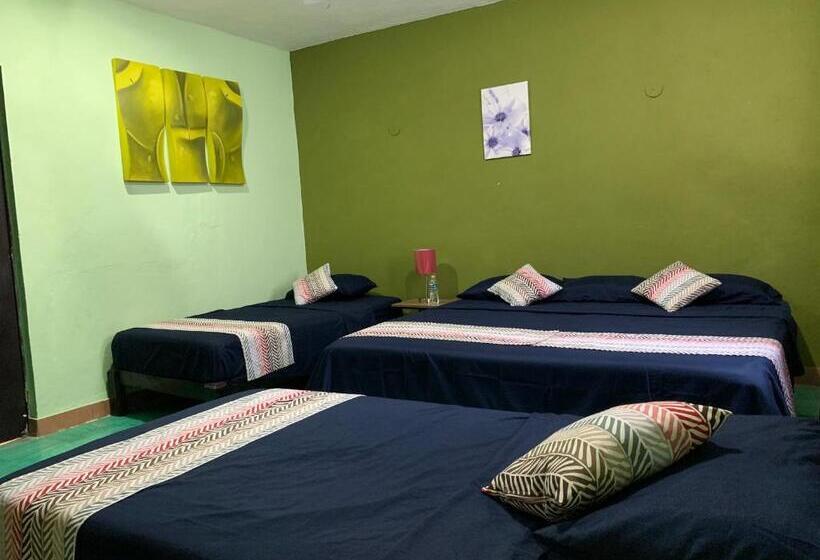 Habitación Cuádruple Estándar, Casa Alegria